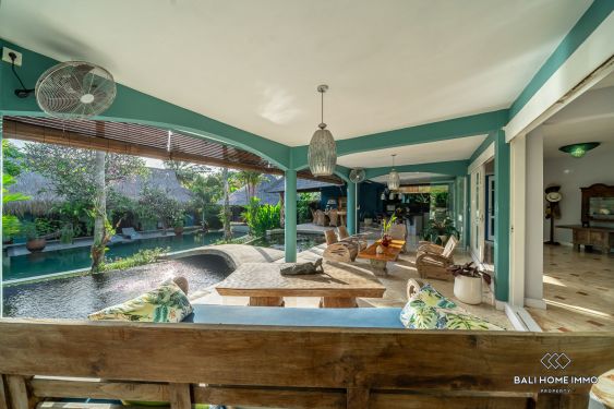 Image 3 from 5 Bedroom villa with spacious garden for sale leasehold in Bali near Umalas