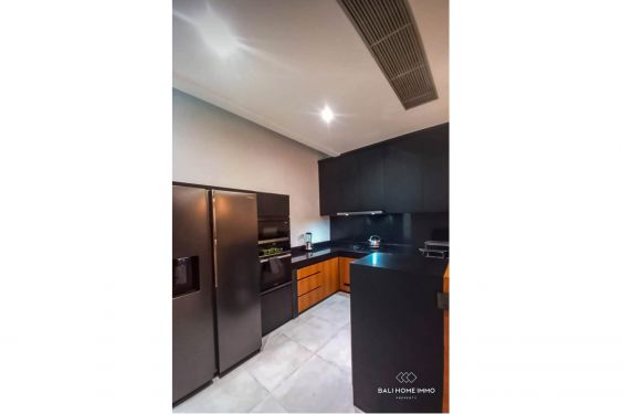 Image 4 from 5 BEDROOMS TOWNHOUSE FOR MONTHLY & YEARLY RENTAL IN BALI - JIMBARAN
