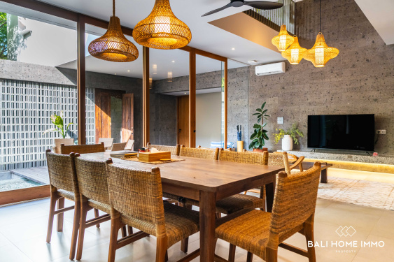 Image 9 from Villa 5 Kamar Tidur Dijual Hak Milik di Bali - Pererenan