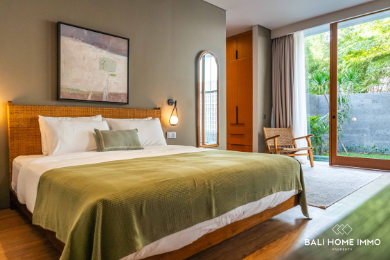 Image 18 from Villa 5 Kamar Tidur Dijual Hak Milik di Bali - Pererenan