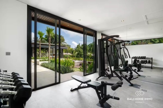 Image 13 from Villa 5 Kamar Pemandangan Hutan Dijual di Ubud