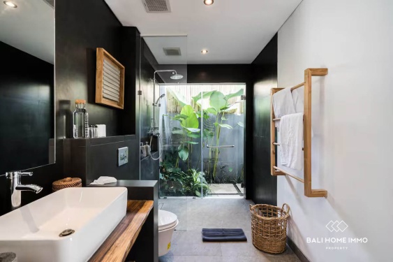 Image 11 from Villa 5 Kamar Pemandangan Hutan Dijual di Ubud