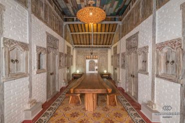 Image 8 from 5 Bedroom Classic Villa for Yearly Rental in Canggu