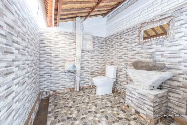 Image 15 from 5 Bedroom Classic Villa for Yearly Rental in Canggu