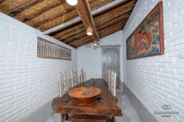 Image 9 from 5 Bedroom Classic Villa for Yearly Rental in Canggu