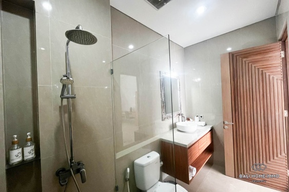 Image 16 from 6 Bedroom Family Villa for sale in Padang Linjong Canggu