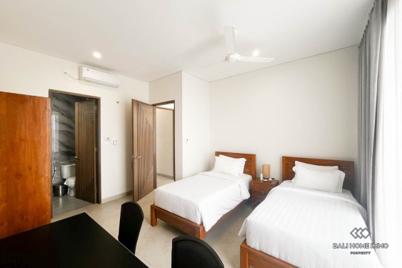 Image 14 from 6 Bedroom Family Villa for sale in Padang Linjong Canggu