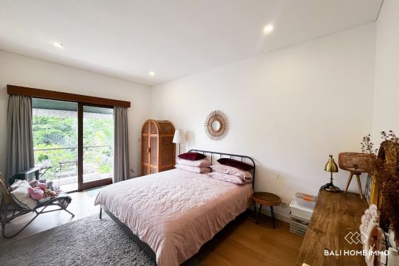 Image 6 from Villa Keluarga 6 Kamar untuk dijual sewa di Berawa Canggu