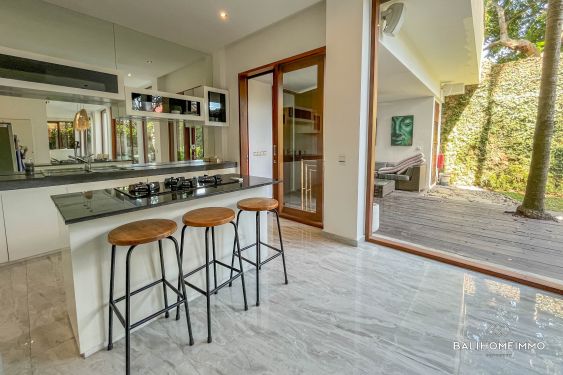 Image 8 from Properti sewa 6 kamar tidur di Seminyak dijual dengan sewa 30+ tahun