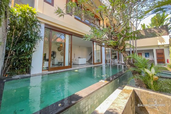 Image 1 from Propriété de 6 chambres à Seminyak à vendre avec un bail de plus de 30 ans