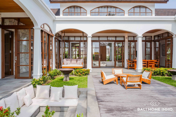 Image 4 from Villa de luxe de 6 chambres à louer à Bali Canggu Kayu tulang