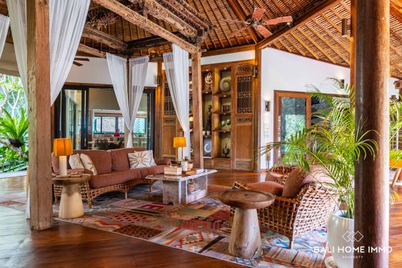 Image 6 from 6-Bedroom Tropical Oasis Villa for Sale in The Heart of Berawa