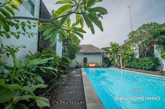 Image 1 from Villa Kompleks 6 Kamar Disewakan di Bali Kerobokan