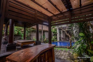 Image 15 from Villa 6 Kamar Disewakan Tahunan dan Jangka Panjang di Umalas
