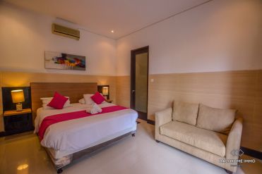 Image 12 from Villa 6 Kamar Disewakan Tahunan dan Jangka Panjang di Umalas