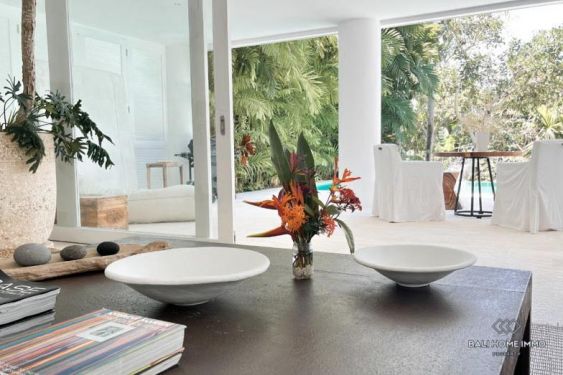 Image 11 from 6 Bedroom Villa for Sale and Rent in Pererenan