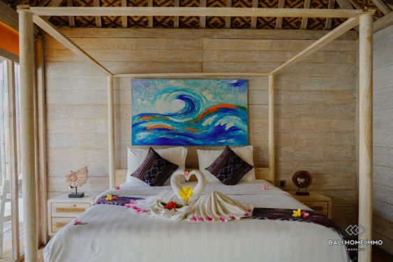 Image 3 from 6 Bedroom Villa for Sale Freehold in Gili Trawangan
