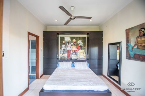 Image 17 from Villa 6 Kamar Tidur Disewakan Tahunan di Bali Canggu Utara