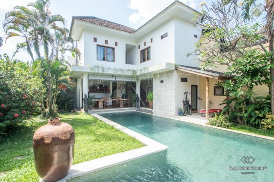 Image 1 from 6 Bedroom Villa for Yearly Rental in Bali North Canggu