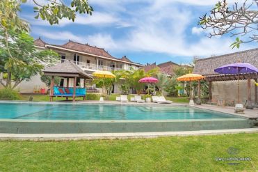 Image 1 from 6 BEDROOM VILLA FOR YEARLY RENTAL IN UMALAS