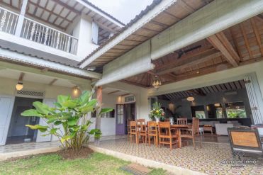 Image 2 from 6 BEDROOM VILLA FOR YEARLY RENTAL IN UMALAS