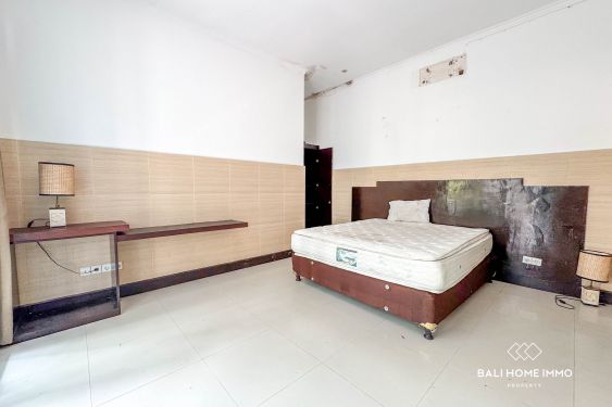 Image 7 from Villa de 6 chambres idéale pour la rénovation à vendre à Umalas