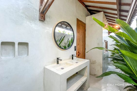 Image 16 from Hotel Butik 6 Kamar dengan Lahan Kosong Tambahan Dijual di Uluwatu, Dekat Pantai Bingin