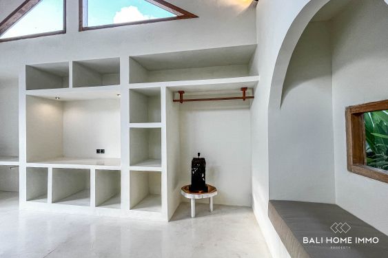 Image 14 from Hotel Butik 6 Kamar dengan Lahan Kosong Tambahan Dijual di Uluwatu, Dekat Pantai Bingin