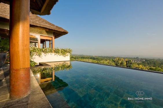 Image 2 from 6 BEDROOMS CLIFFSIDE VILLA WITH OCEAN VIEW FOR SALE FREEHOLD AND RENT IN BALI JIMBARAN