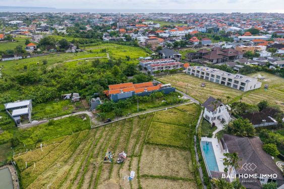 Image 4 from 7.5 are Land with Ricefield View For Sale in Berawa