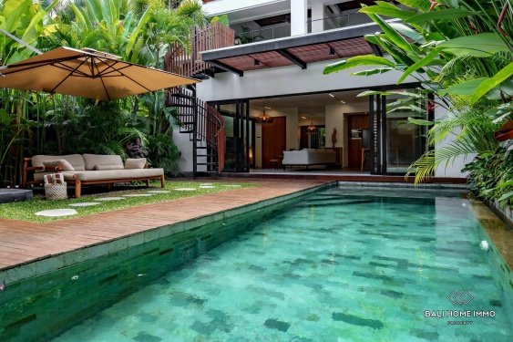 Image 1 from 7 Bedroom Modern Villa for sale leasehold near Batu Bolong beach