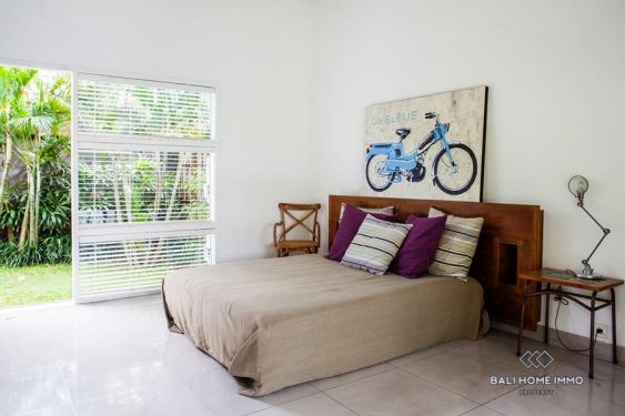 Image 17 from 7 Bedroom Villa & 1 Office Compound for Sale Leasehold in Bali Umalas