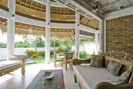 Image 18 from 7 Bedroom Villas Complex with Private Pools for Sale Near Padang Padang Beach