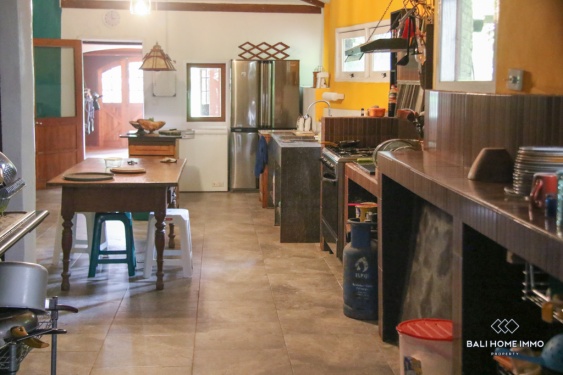 Image 3 from Propriété familiale de 8 chambres à coucher à proximité d'un parc national à vendre à Lombok