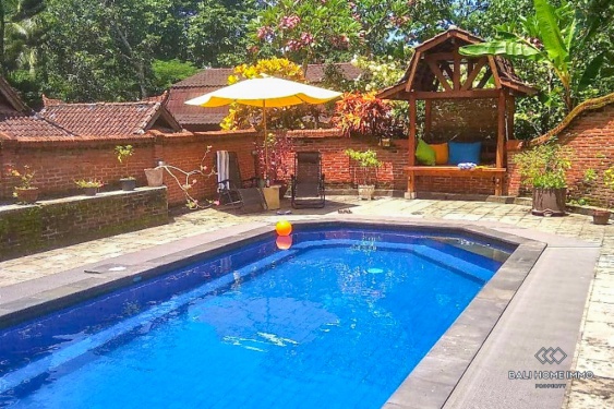 Image 16 from Propriété familiale de 8 chambres à coucher à proximité d'un parc national à vendre à Lombok