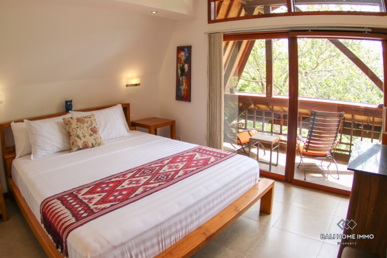 Image 8 from Propriété familiale de 8 chambres à coucher à proximité d'un parc national à vendre à Lombok