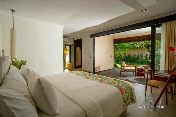 Image 6 from 8 Bedroom Jungle View Villa For Sale In Ubud