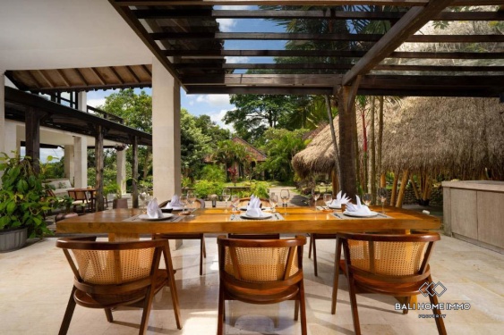 Image 4 from 8 Bedroom Jungle View Villa For Sale In Ubud