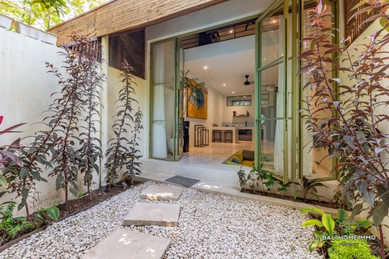 Image 2 from 8 Bedroom Villa for Sale Leasehold in Pererenan Beachside