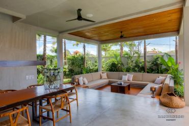 Image 18 from 8 Bedroom Villa For Sale Leasehold Near Berawa Beach