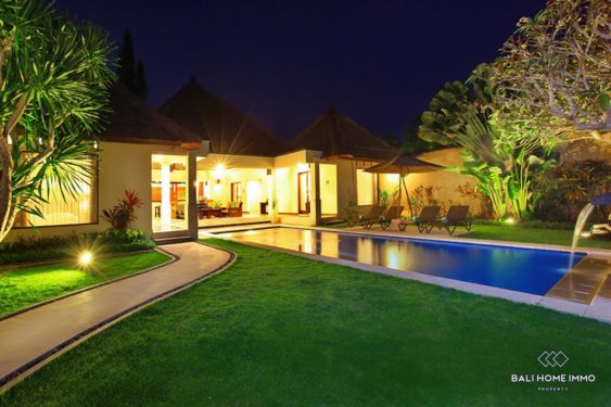 Image 2 from Villa 8 Unit dengan 23 Total Kamar Dijual Hak Milik di Bali Jimbaran