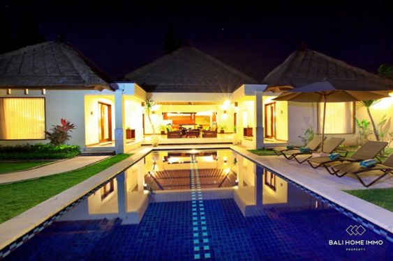 Image 3 from Villa 8 Unit dengan 23 Total Kamar Dijual Hak Milik di Bali Jimbaran