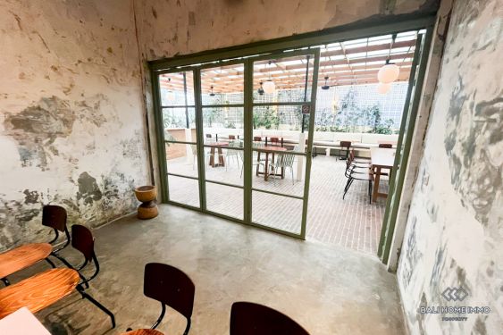 Image 6 from UN ESPACE COMMERCIAL À VENDRE EN PLEINE PROPRIÉTÉ À BALI CANGGU BERAWA