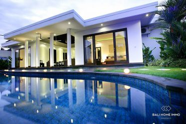Image 1 from A Complex of Villa Comprising 15 Bedroom For Sale in Near Benoa Beach