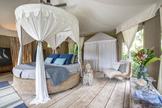Image 8 from Un complexe de glamping avec vue sur la jungle à vendre à Ubud