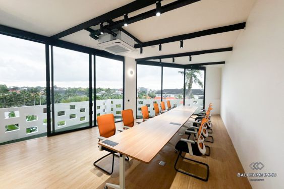 Image 2 from A space for four people in a brand new coworking space in Berawa Bali