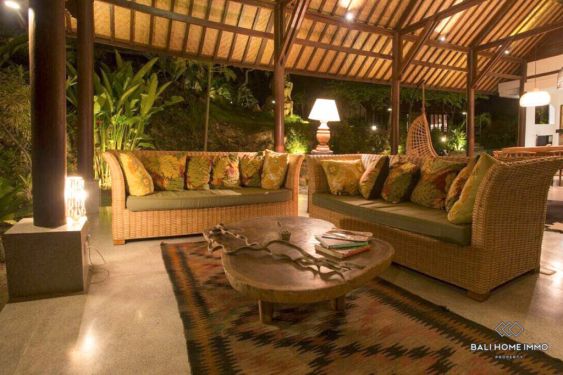 Image 11 from Hôtel et centre de villégiature avec vue sur les collines à vendre en pleine propriété à Labuan Bajo