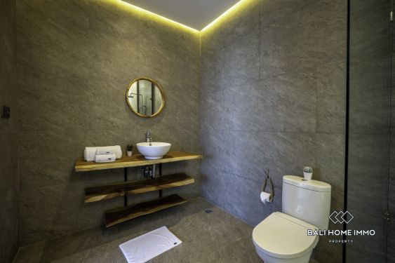 Image 20 from Villa architecturale de 3 chambres avec vue imprenable à vendre à Ungasan