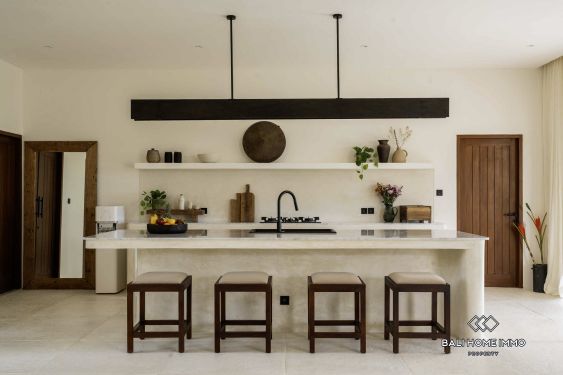 Image 6 from Magnifique villa de 6 chambres à vendre en bord de mer à Pererenan