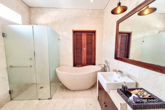 Image 10 from Authentique villa familiale de 5 chambres à louer dans le quartier résidentiel de Canggu